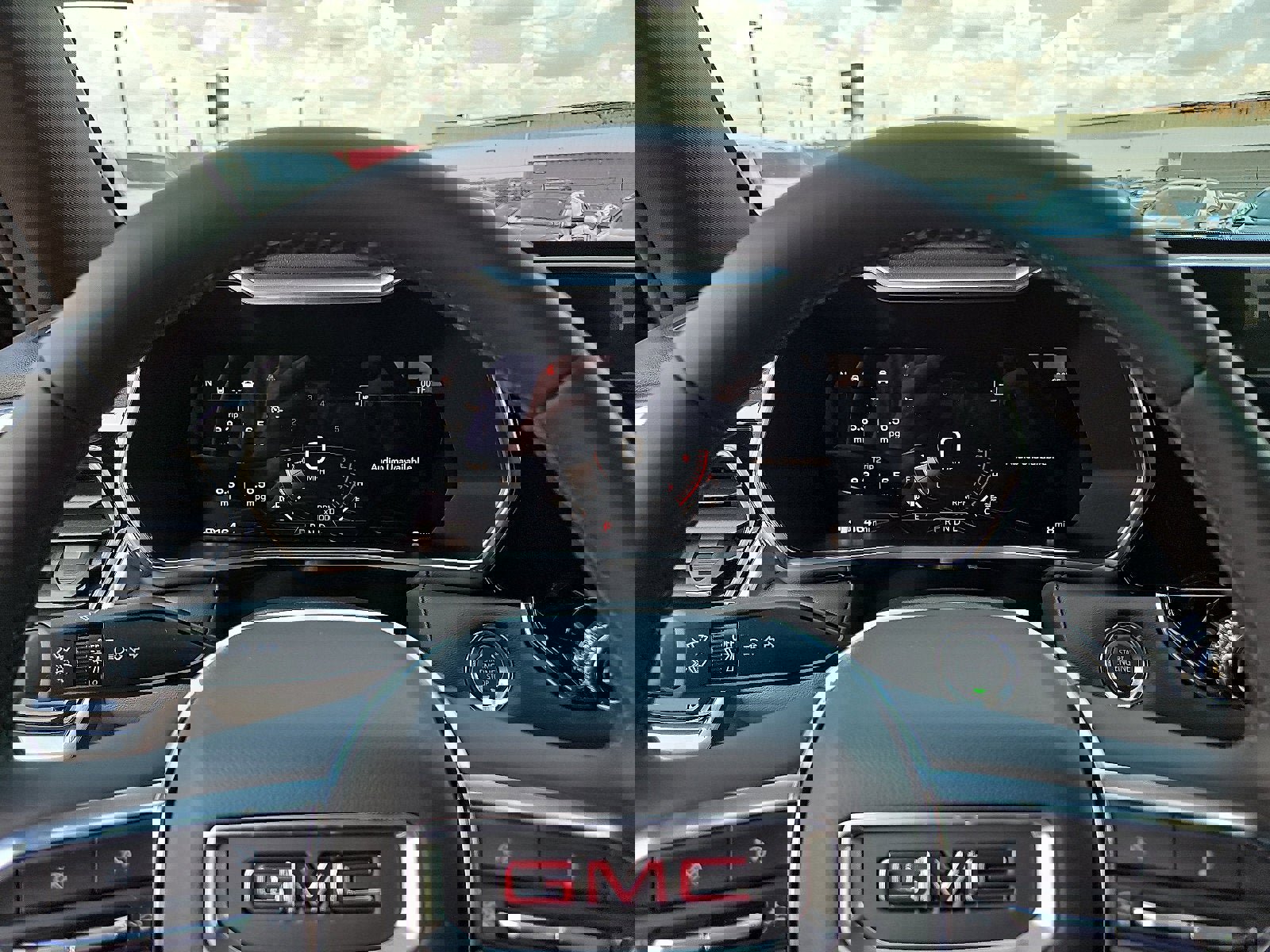 New 2026 GMC Canyon Elevation w/ Convenience Package image 14