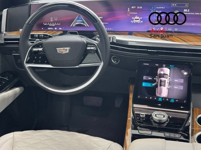 Used 2025 Cadillac Escalade Sport Platinum w/ LPO, ONYX Package AWD/4WD image 30