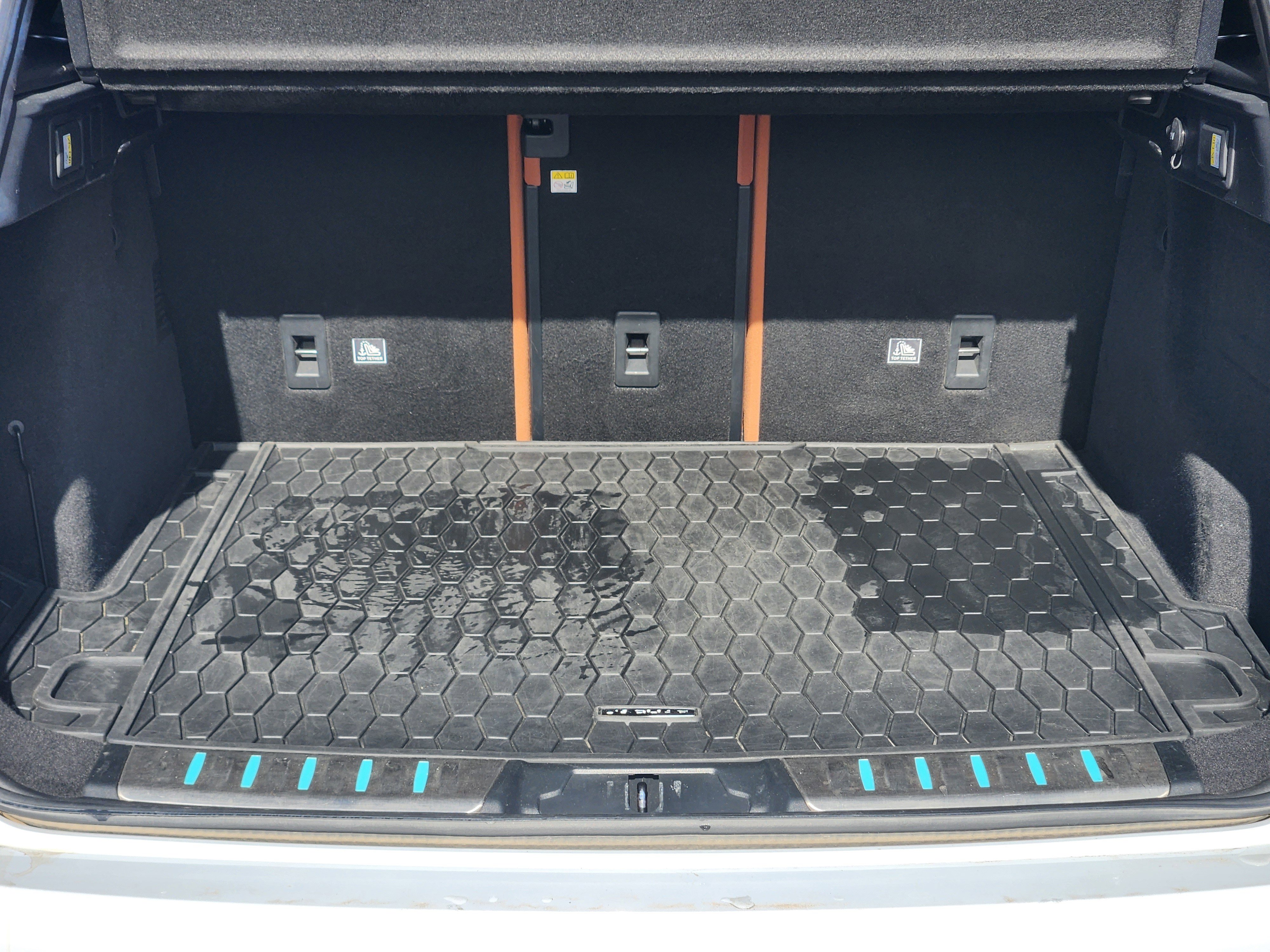 Used 2019 Jaguar F-PACE Portfolio image 20