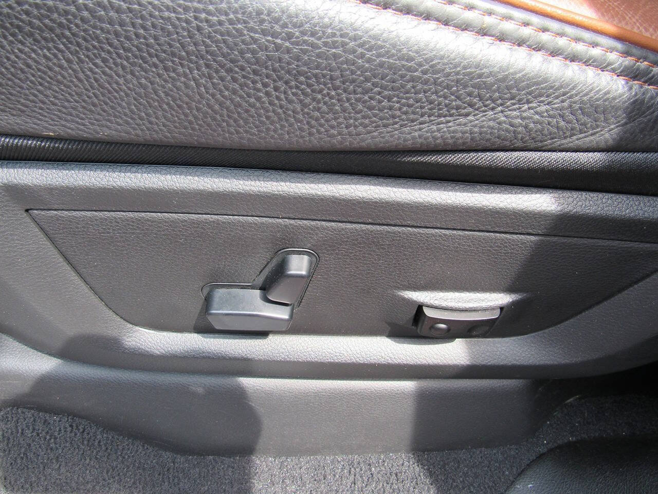 Used 2020 RAM 2500 Limited AWD/4WD image 25