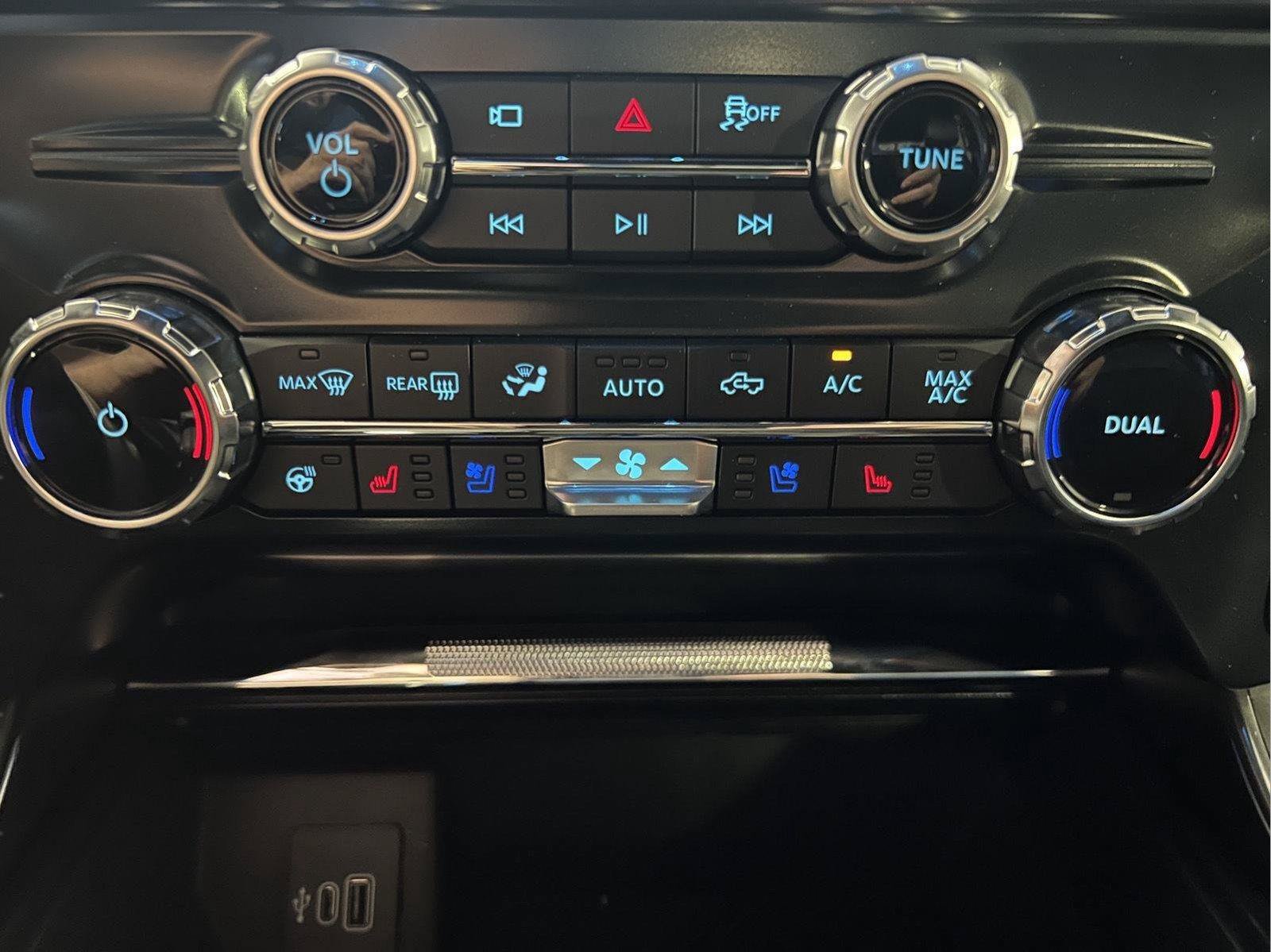 Used 2026 Ford F150 Lariat w/ Equipment Group 501A Mid AWD/4WD image 27