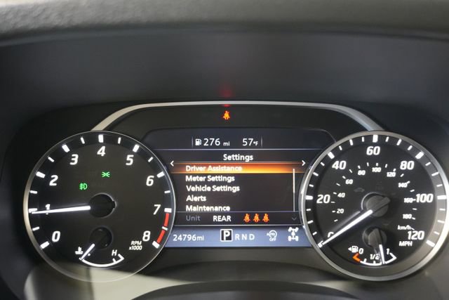 Used 2024 Nissan Frontier SL image 13