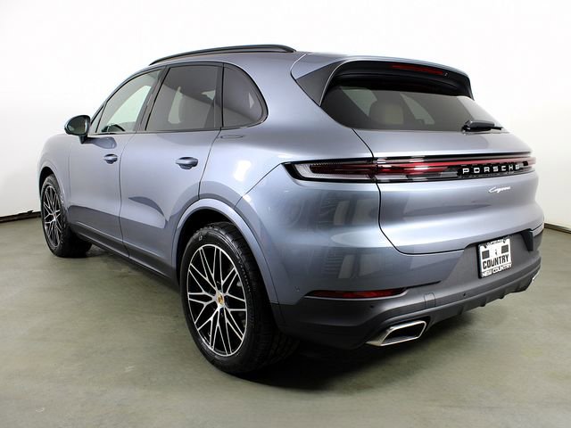 New 2026 Porsche Cayenne AWD/4WD image 3