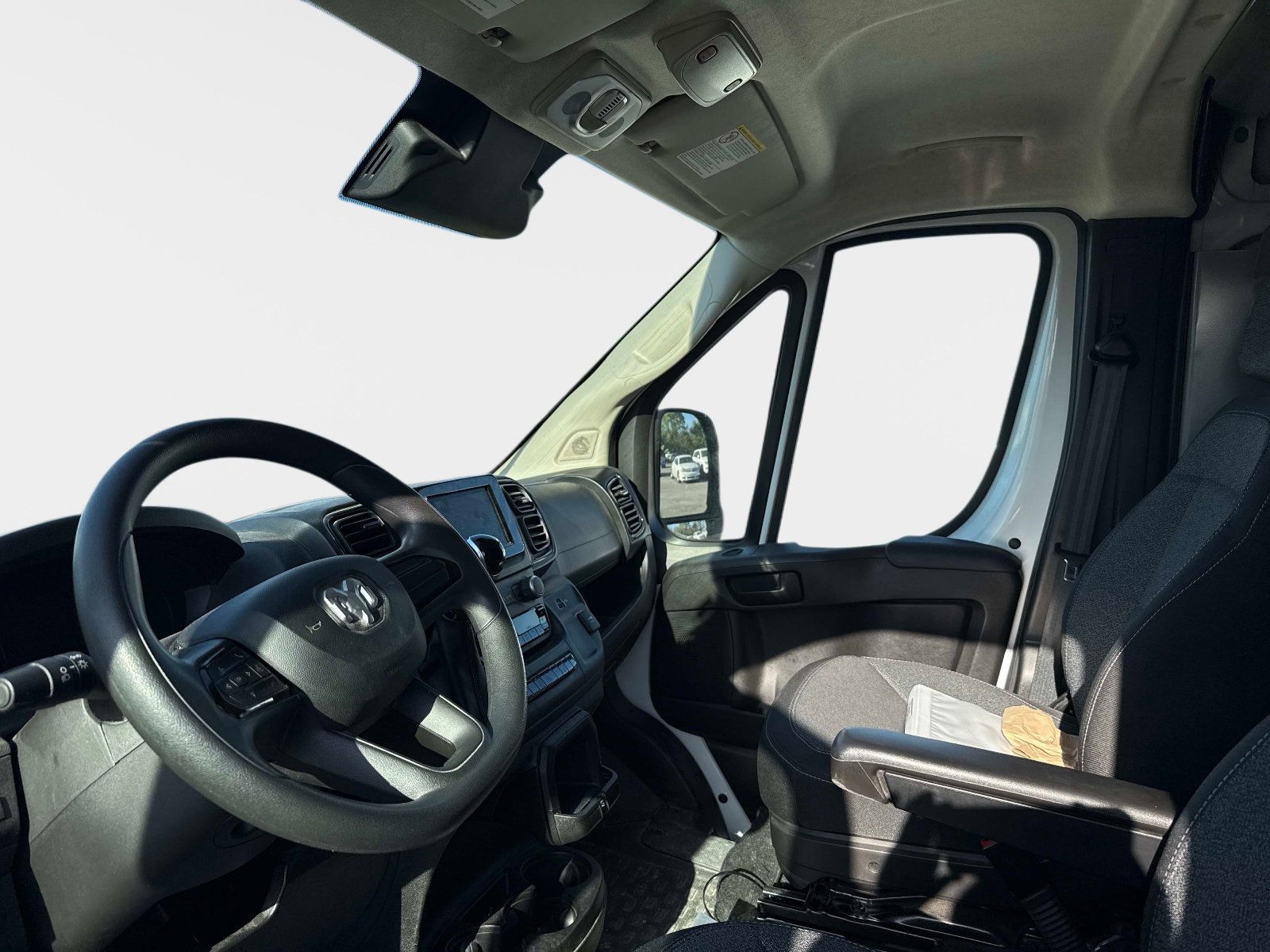 Used 2024 RAM ProMaster 2500 image 10
