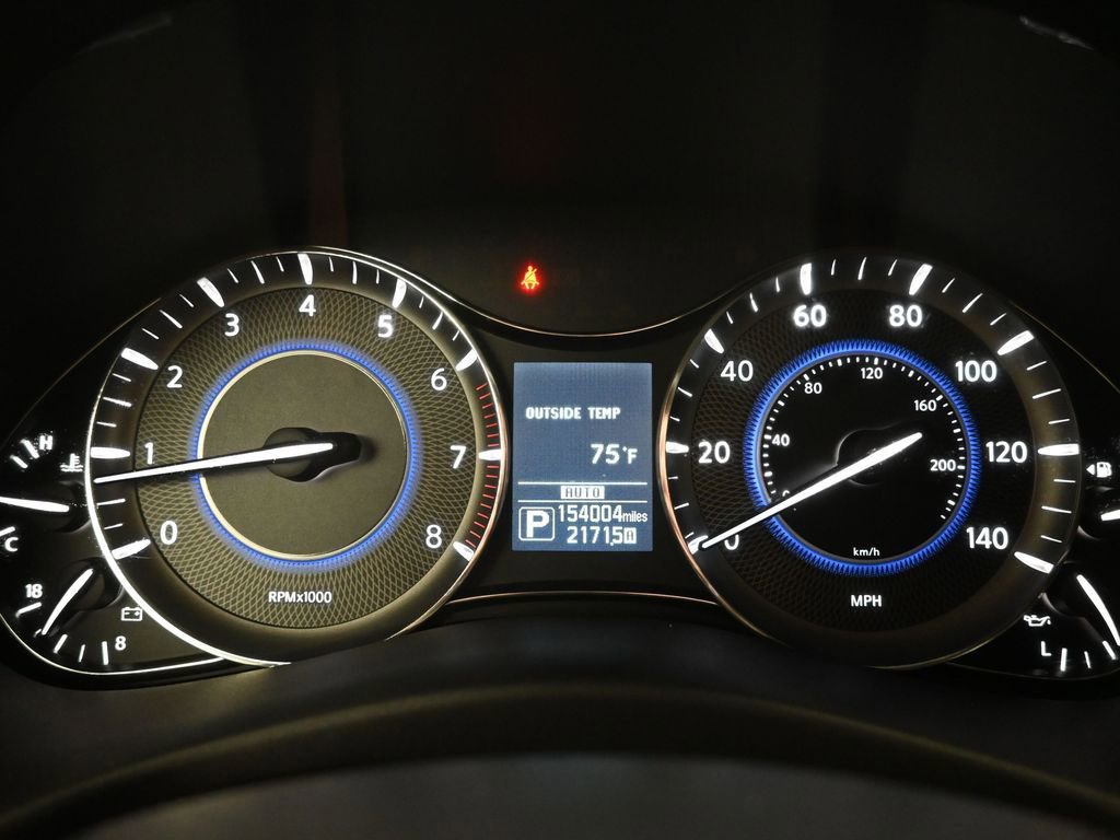 Used 2016 INFINITI QX80 4WD w/ Driver's Assistance Package image 14