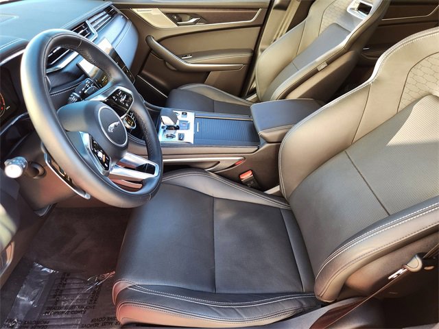 Used 2025 Jaguar F-PACE R-Dynamic S image 13