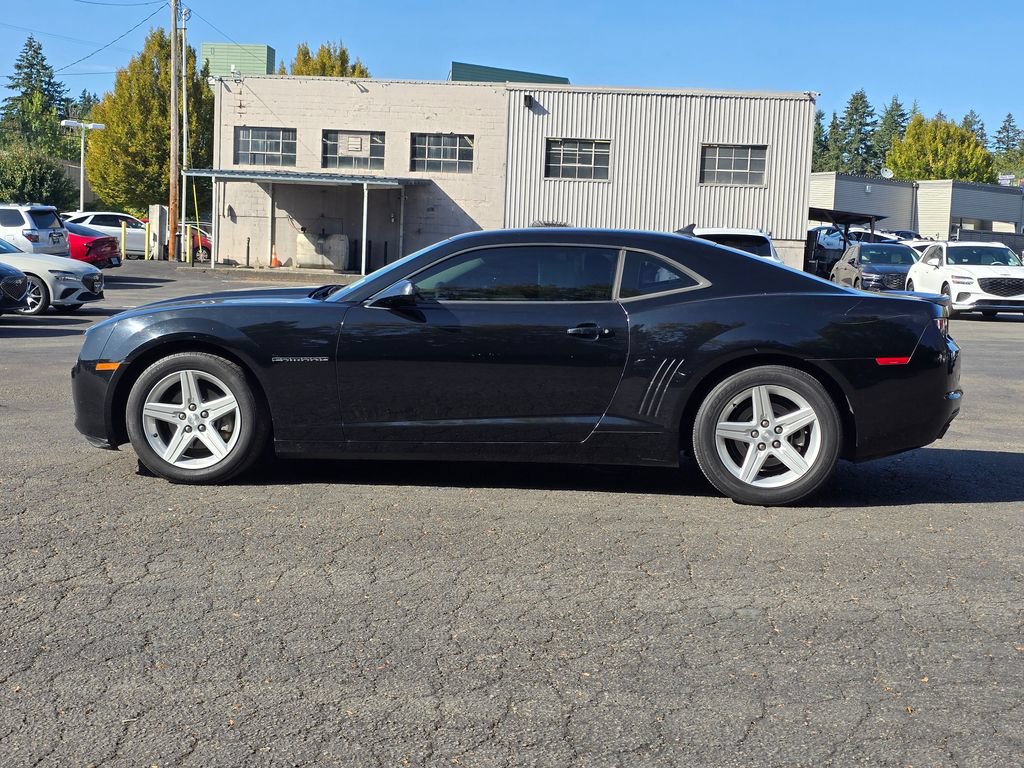 Used 2012 Chevrolet Camaro LT RWD image 2