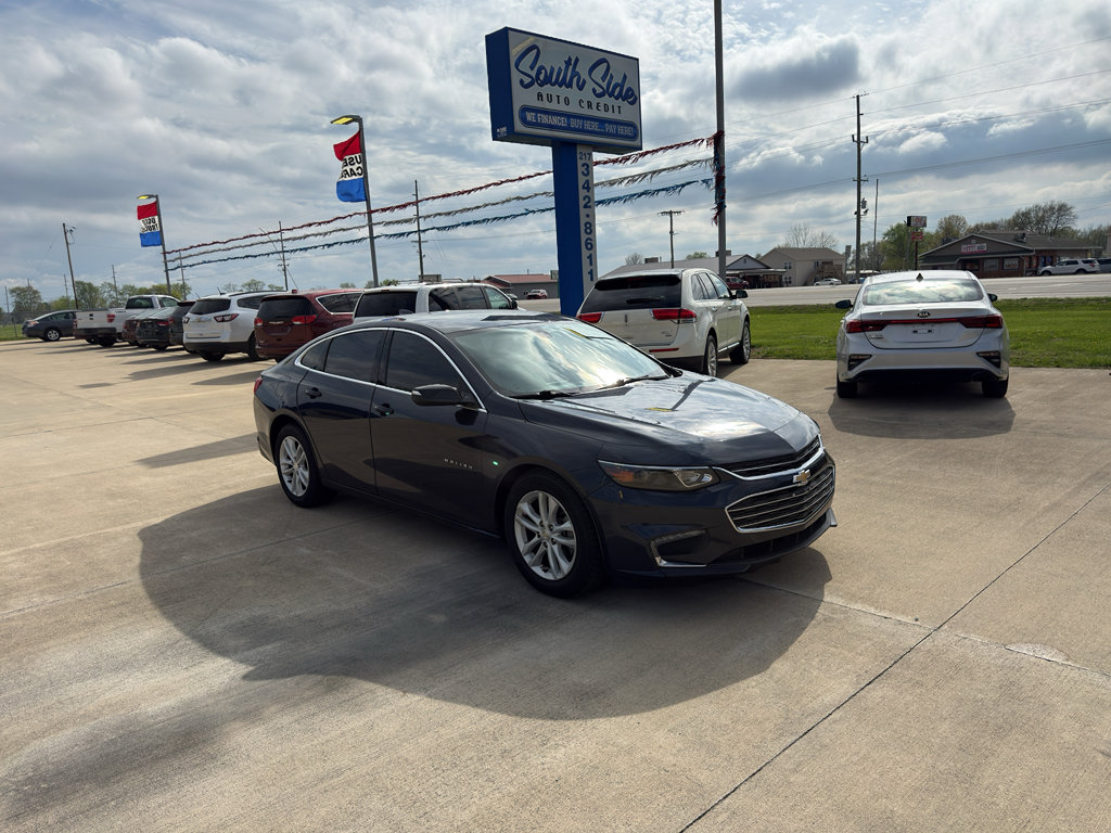 Used 2016 Chevrolet Malibu LT image 1