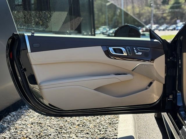 Certified 2019 Mercedes-Benz SL 550 image 16