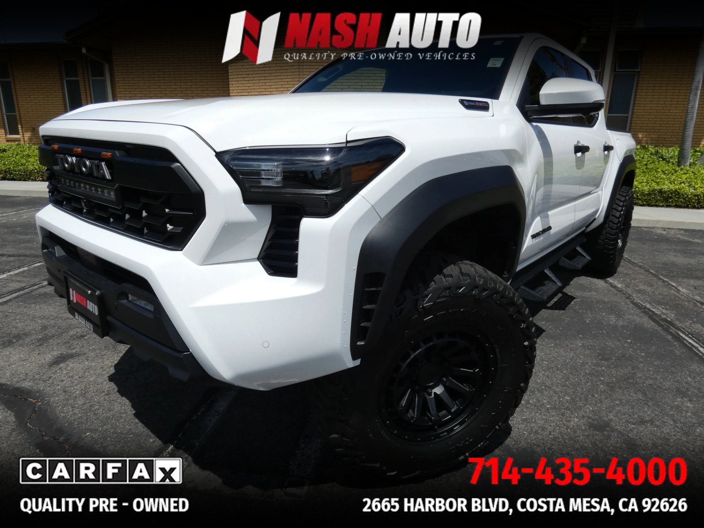 Used 2025 Toyota Tacoma TRD Off-Road w/ TRD Off Road Premium Package AWD/4WD image 16