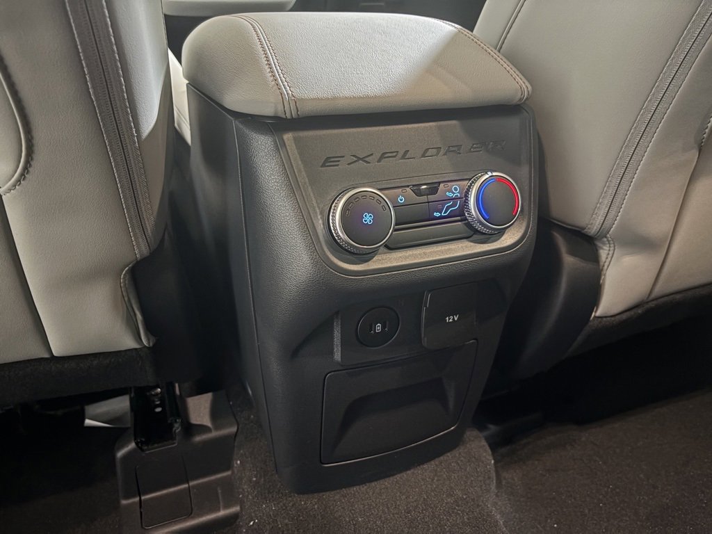 New 2026 Ford Explorer Active w/ Active Comfort Package image 26