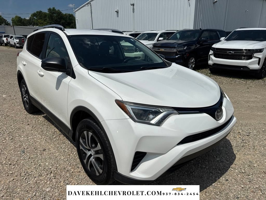 Used 2017 Toyota RAV4 LE w/ All Weather Liner Package AWD/4WD image 8