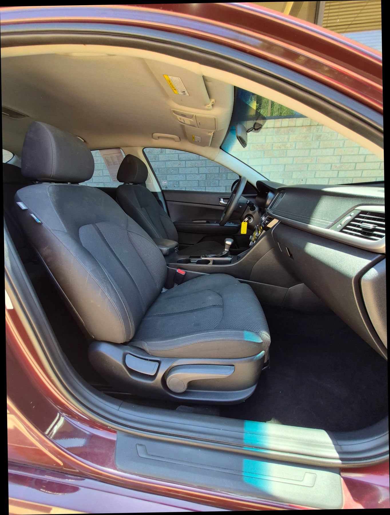 Used 2018 Kia Optima LX FWD image 16