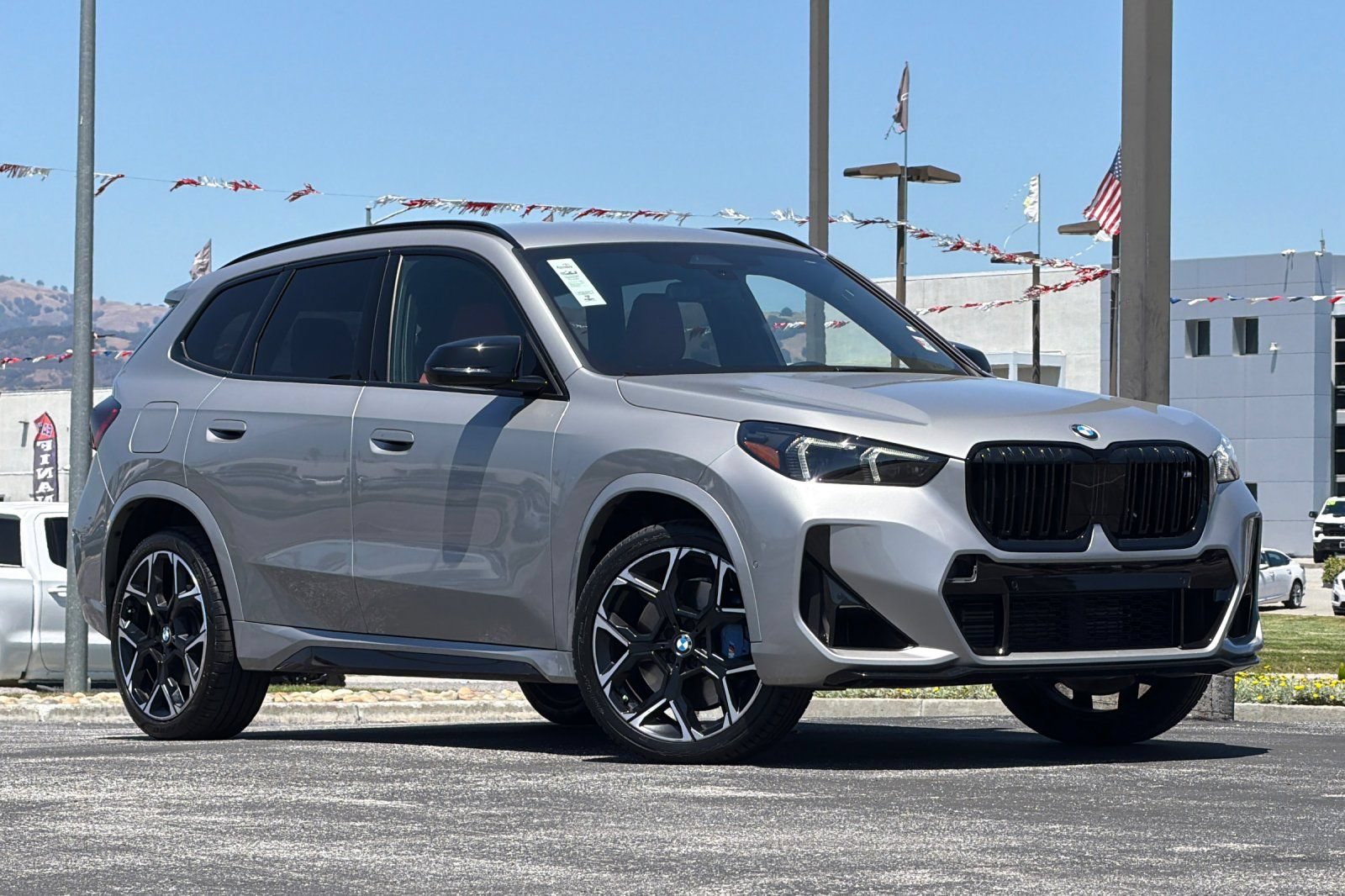 Used 2025 BMW X1 M35i w/ Shadowloine Package AWD/4WD image 2