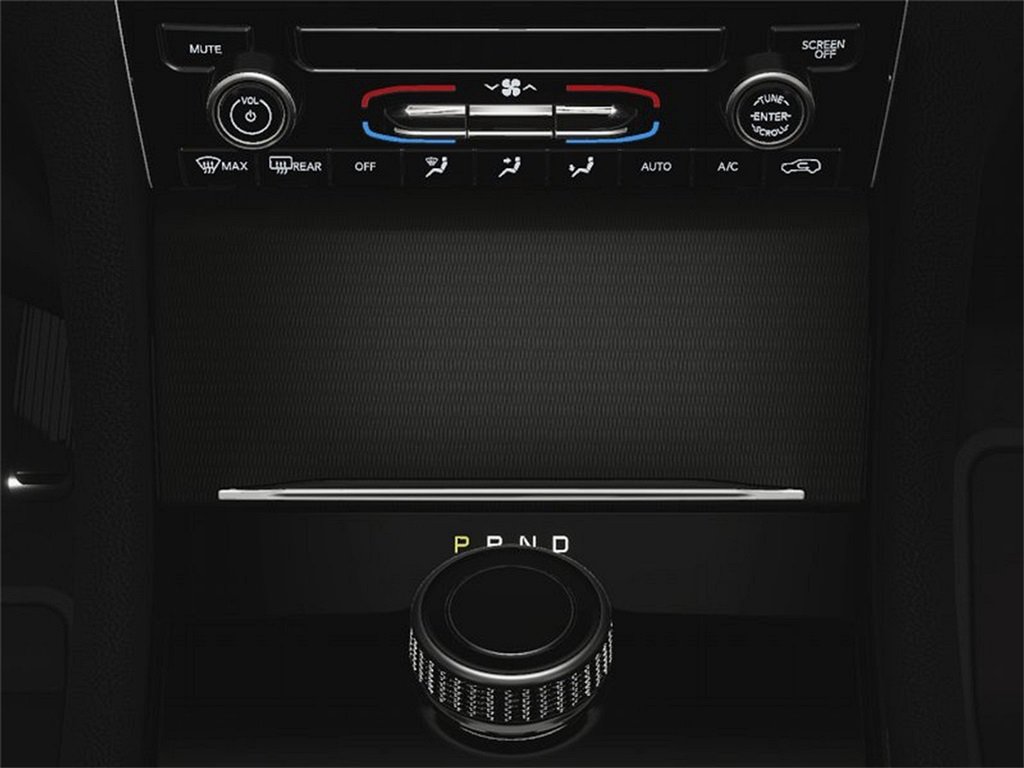 New 2025 Jeep Grand Cherokee L Laredo image 24