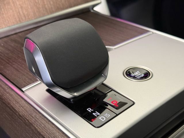 New 2025 Land Rover Range Rover SE image 19