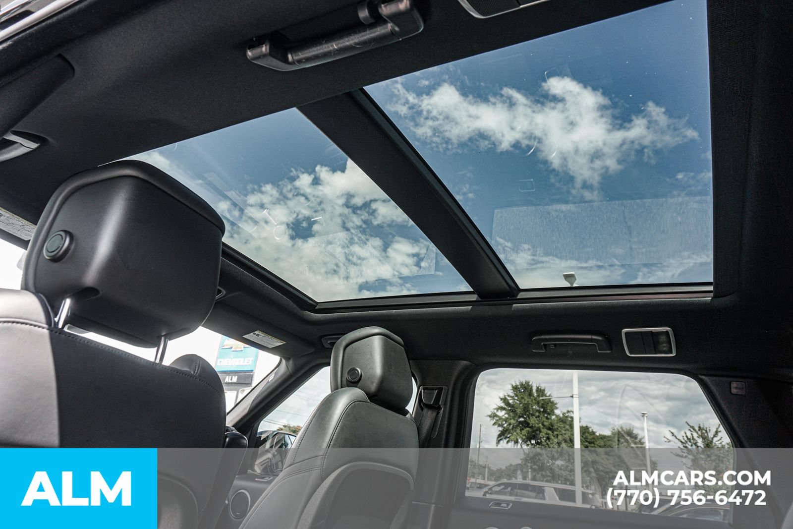 Used 2019 Land Rover Range Rover Sport HSE AWD/4WD image 35