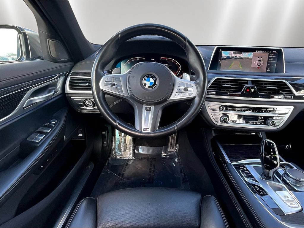 Used 2022 BMW 750Li xDrive AWD/4WD image 8