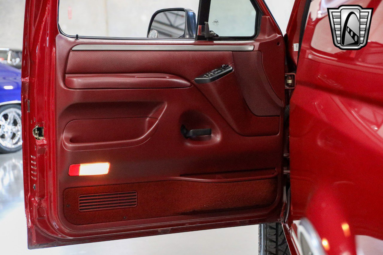 Used 1994 Ford Bronco image 18