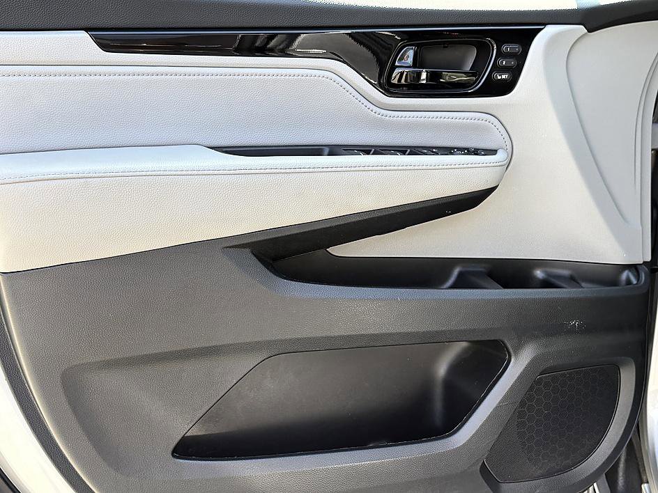 Used 2022 Honda Odyssey Elite image 18