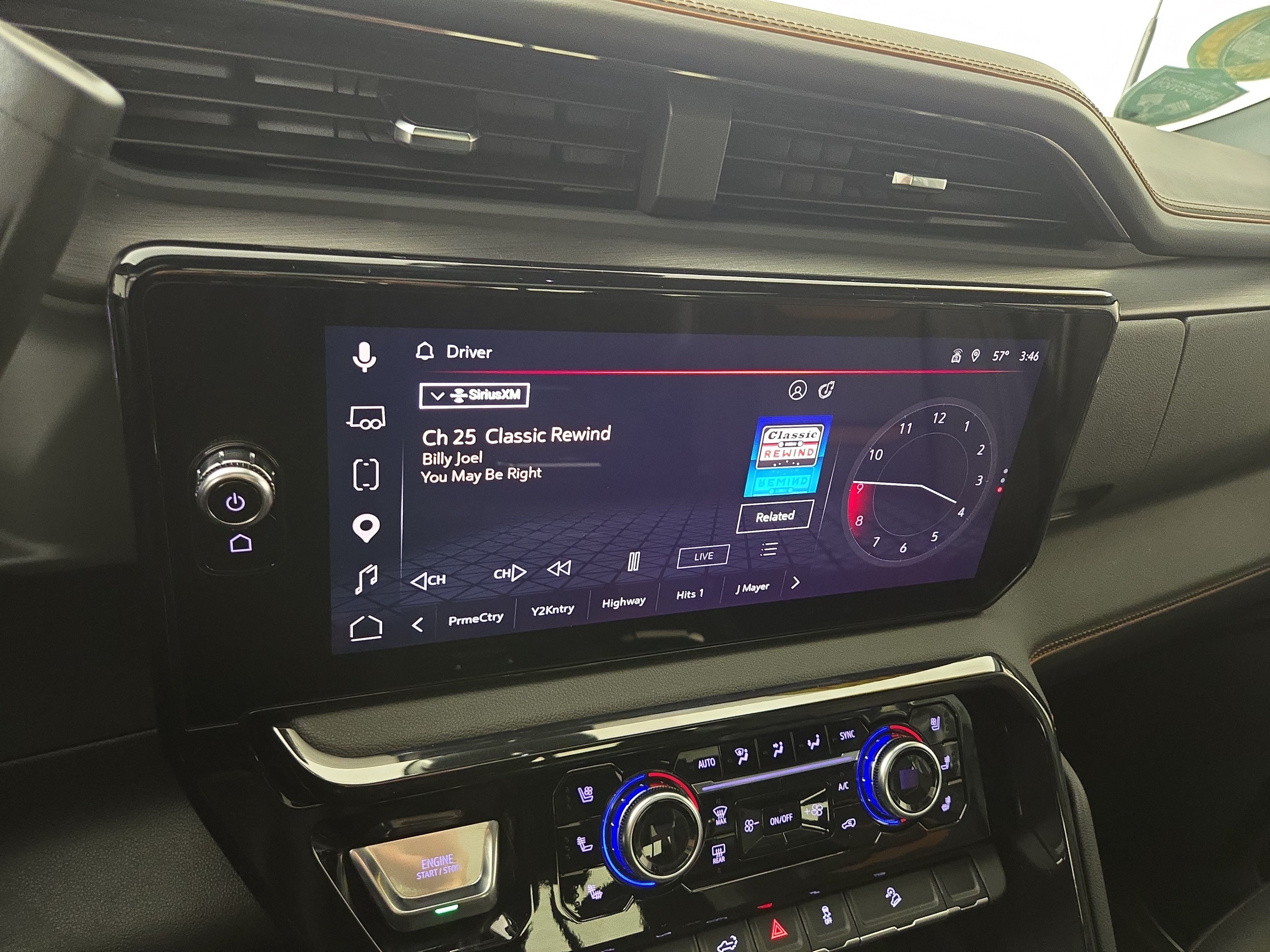 Certified 2025 GMC Sierra 2500 AT4 w/ AT4 Premium Plus Package AWD/4WD image 19