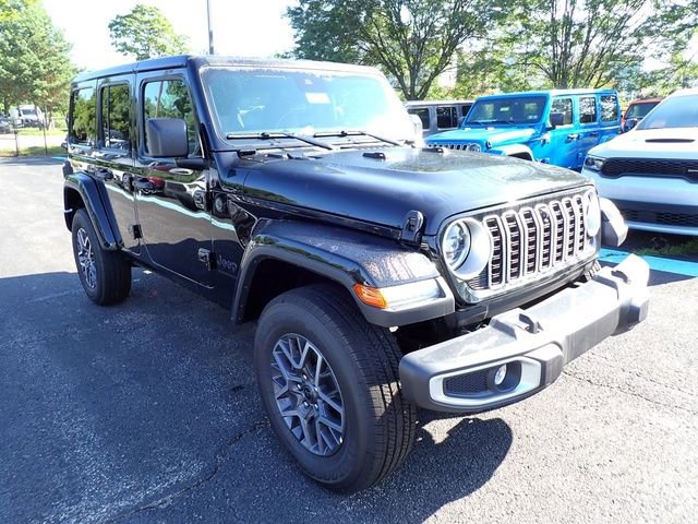 New 2025 Jeep Wrangler Unlimited Sahara w/ Safety Group AWD/4WD image 7