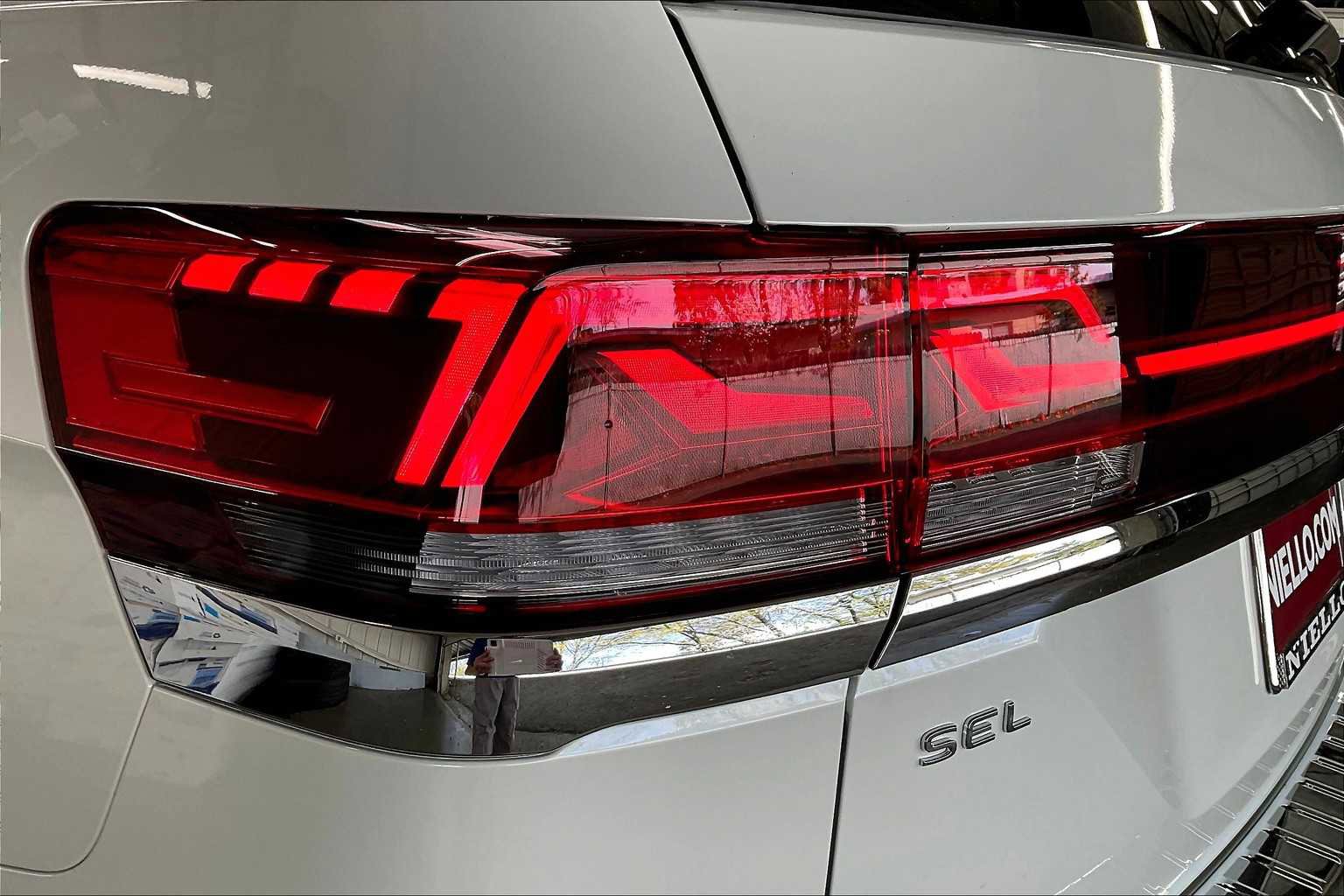 New 2025 Volkswagen Atlas SEL image 25