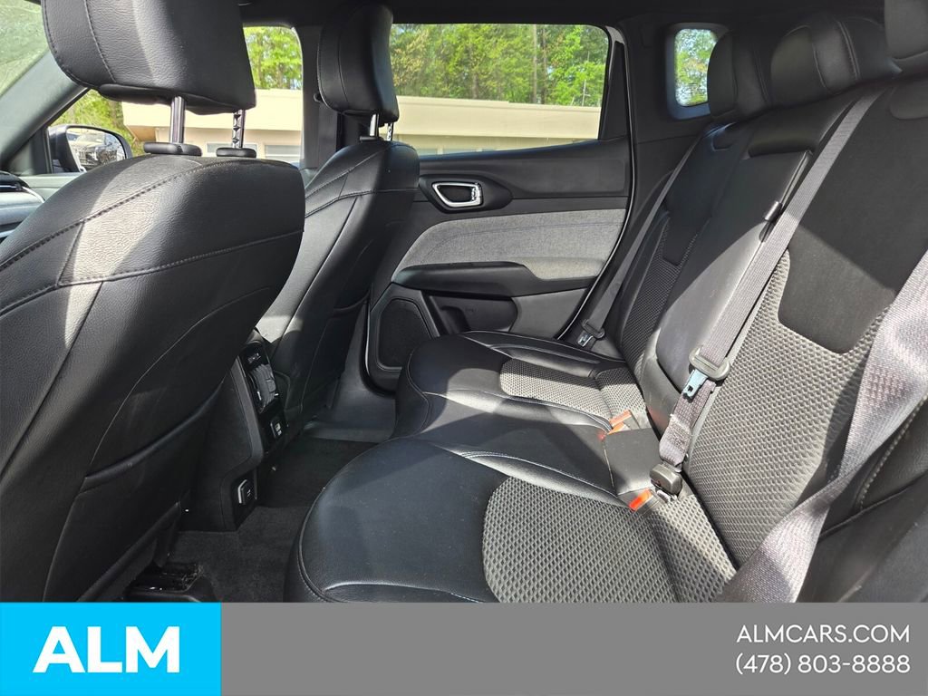 Used 2024 Jeep Compass Latitude image 5