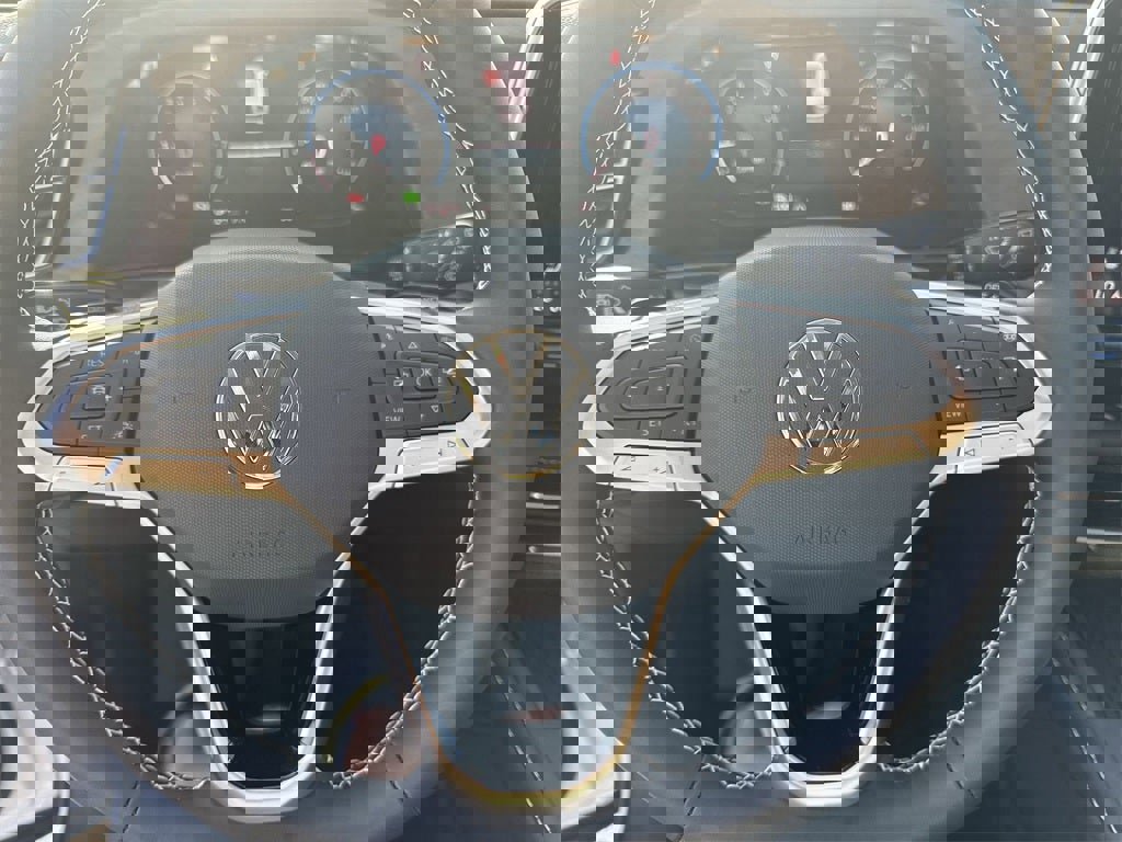New 2026 Volkswagen Atlas SE image 16