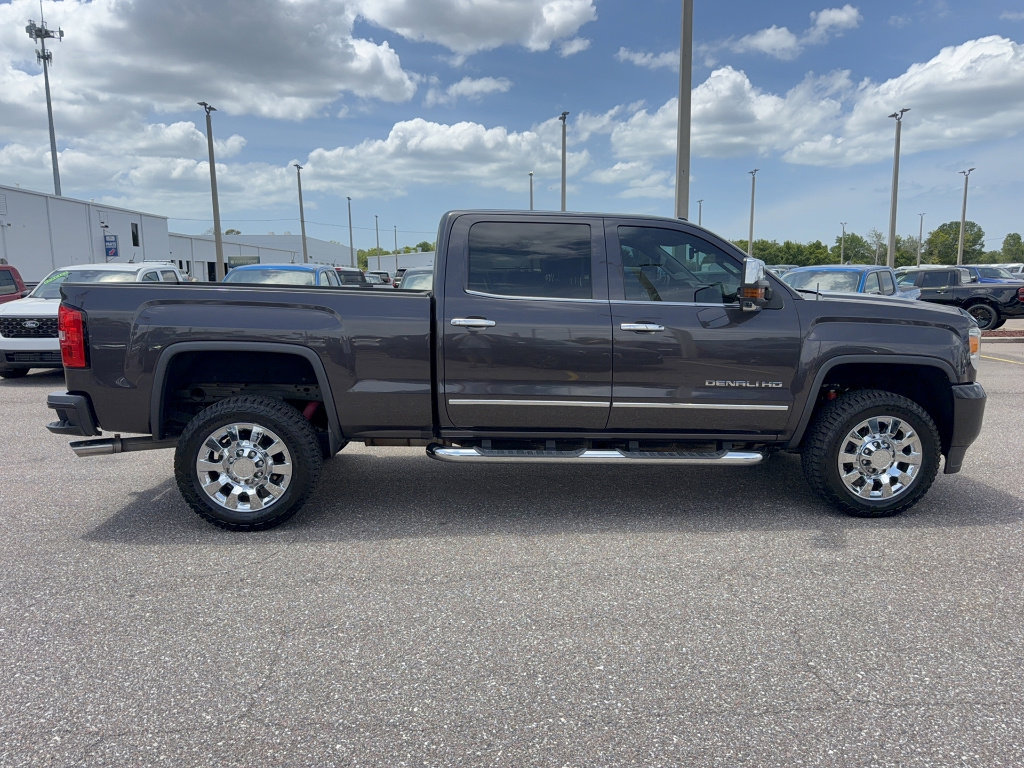 Used 2016 GMC Sierra 2500 Denali AWD/4WD image 5