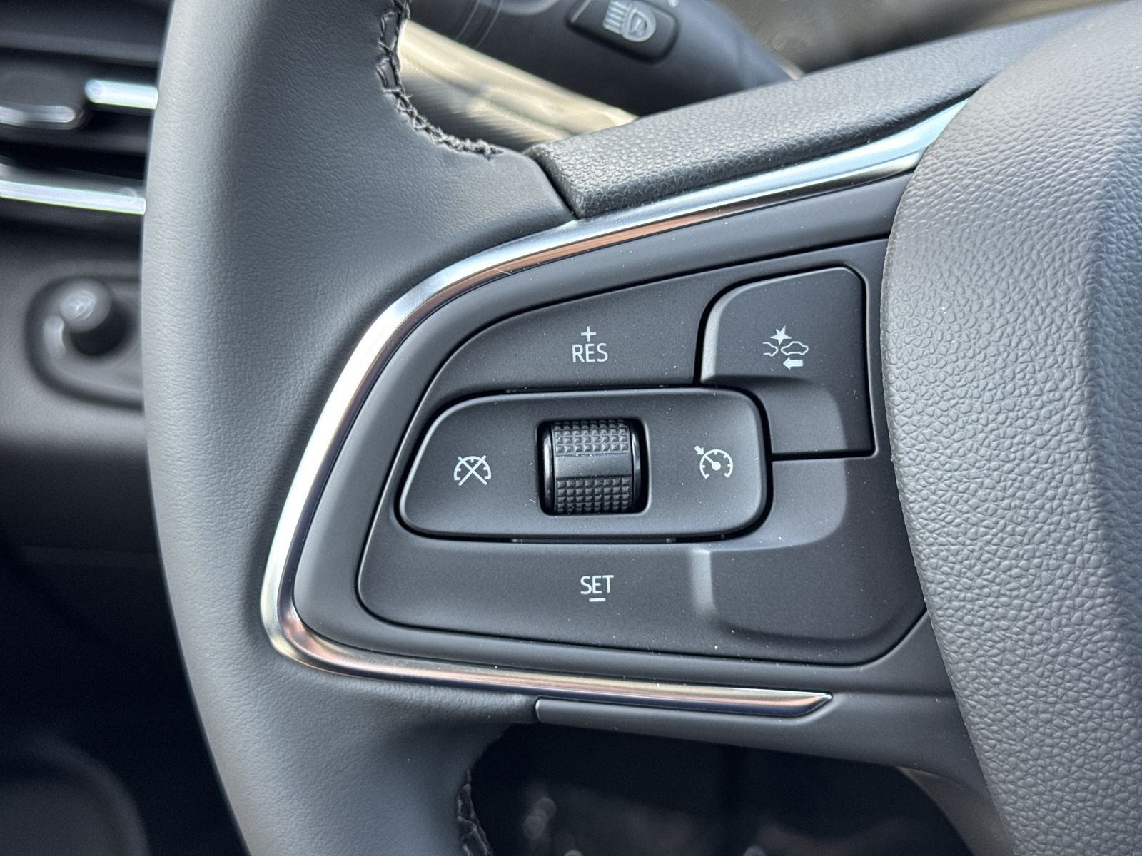 New 2026 Buick Envista Sport Touring FWD image 76