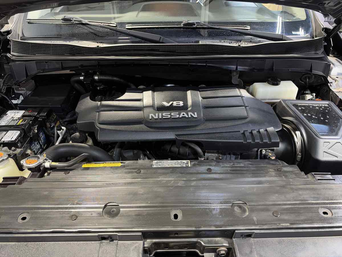 Used 2017 Nissan Titan SV AWD/4WD image 26
