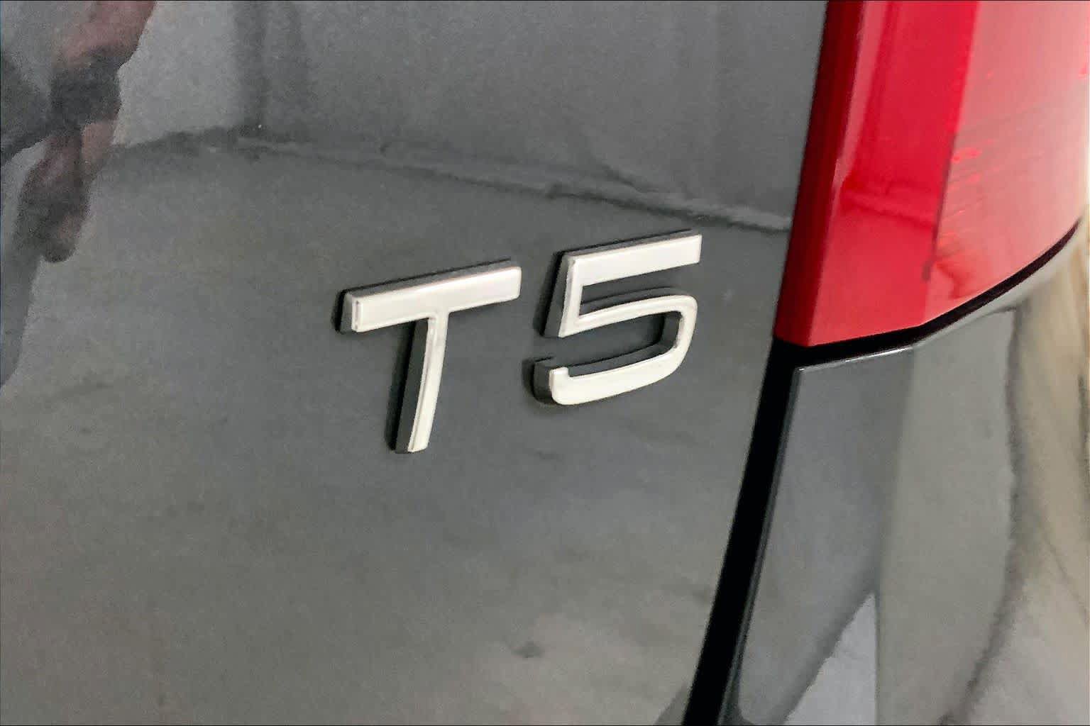 Used 2016 Volvo S60 T5 Premier image 9