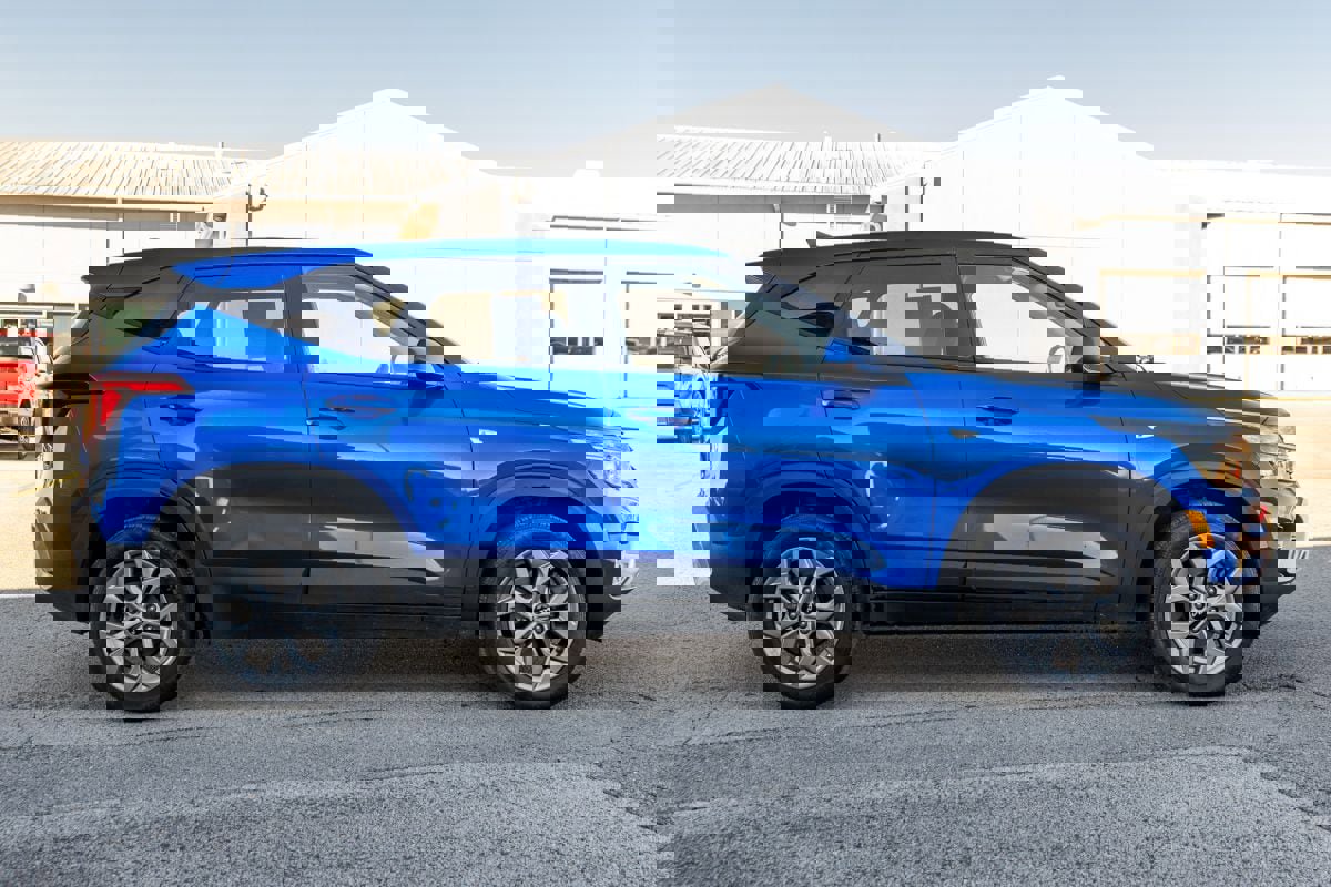 Used 2024 Kia Seltos LX image 3