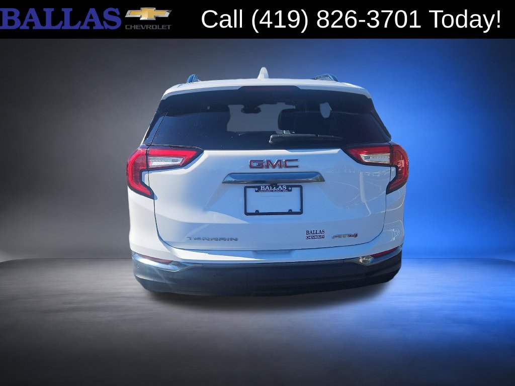 Certified 2024 GMC Terrain AT4 w/ GMC Pro Grade Package AWD/4WD image 4