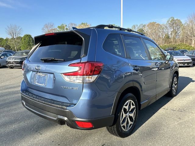 Used 2021 Subaru Forester Premium image 5