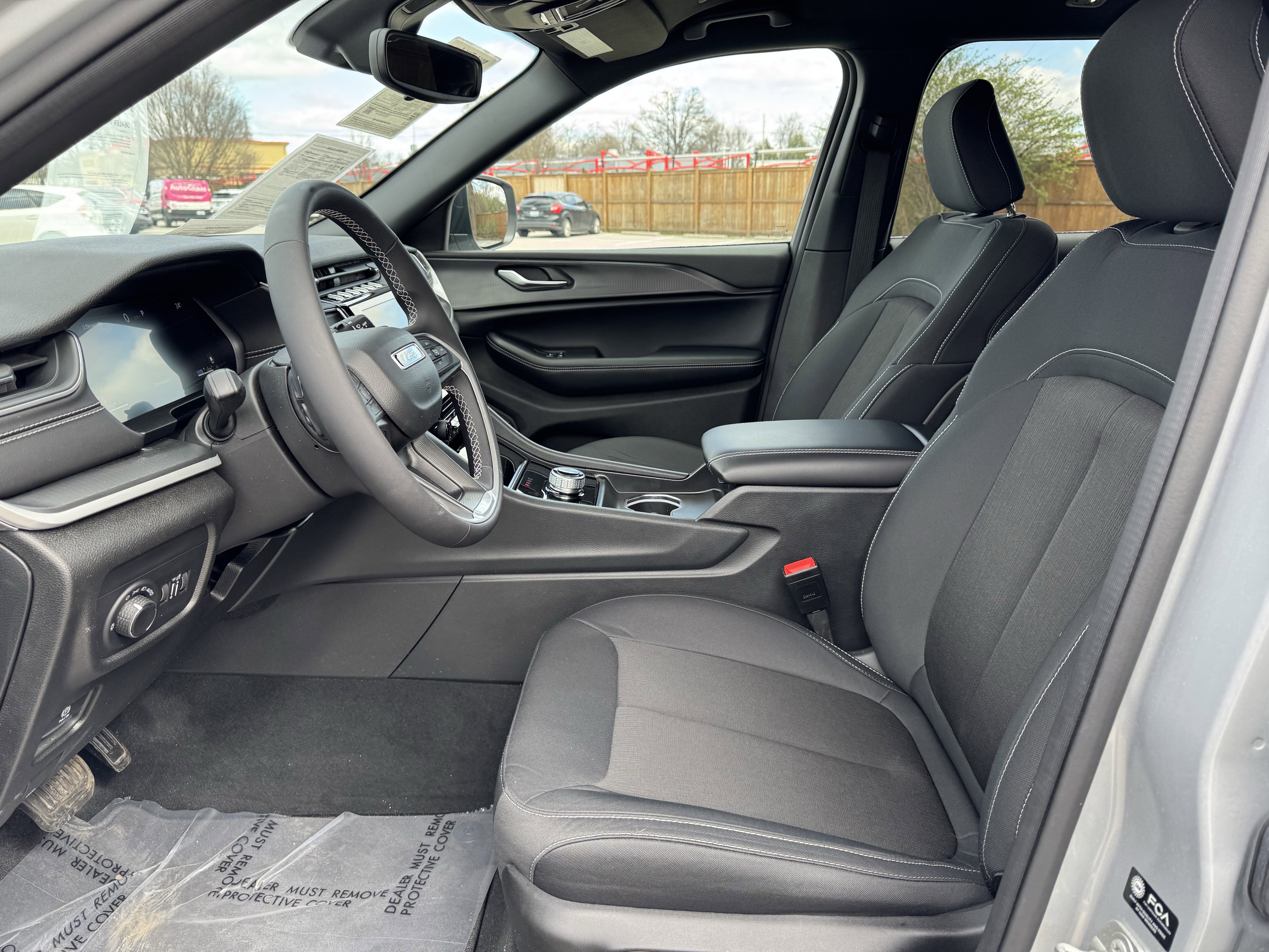 Used 2024 Jeep Grand Cherokee Laredo w/ MOPAR Finishing Package image 25