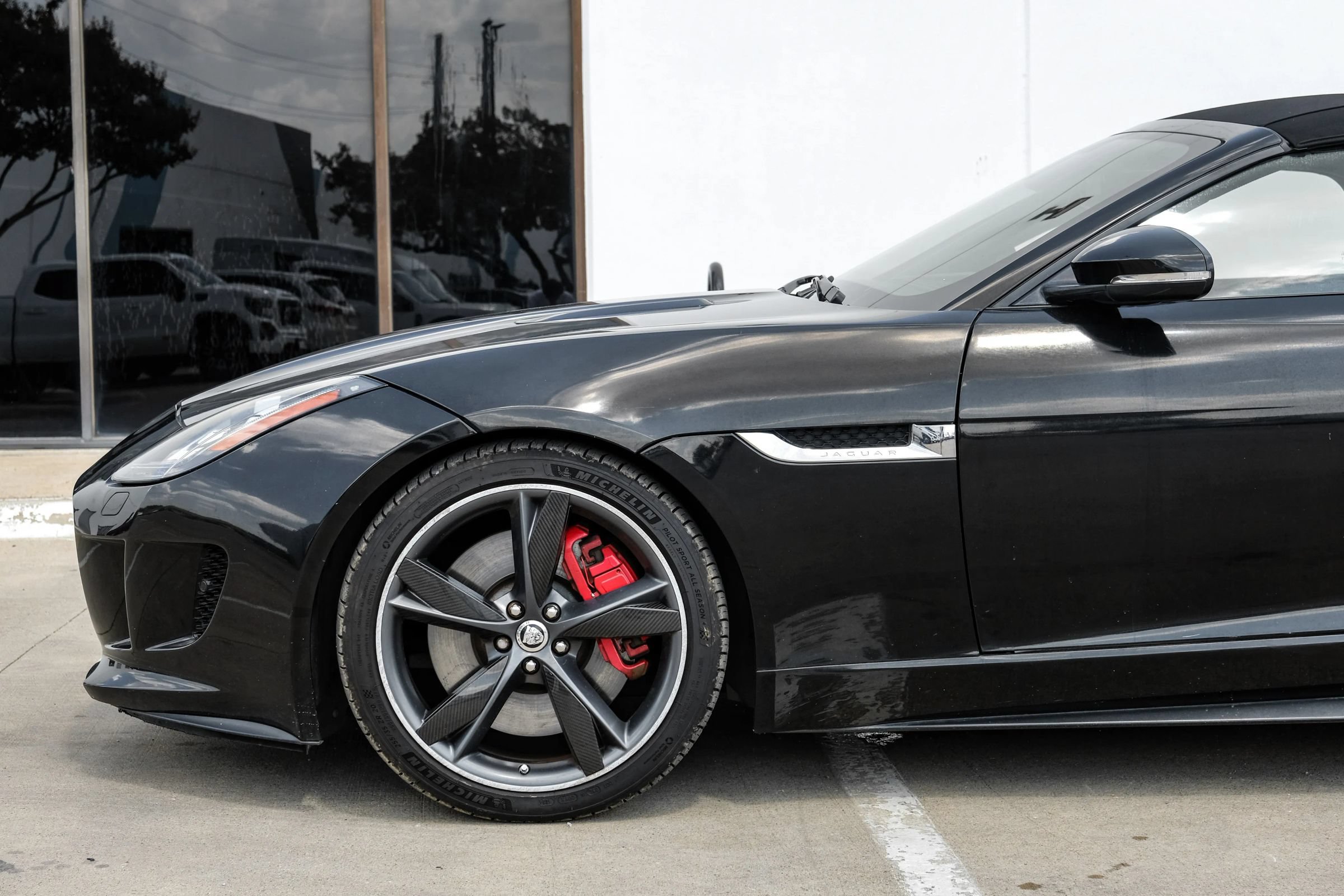Used 2014 Jaguar F-TYPE S RWD image 15