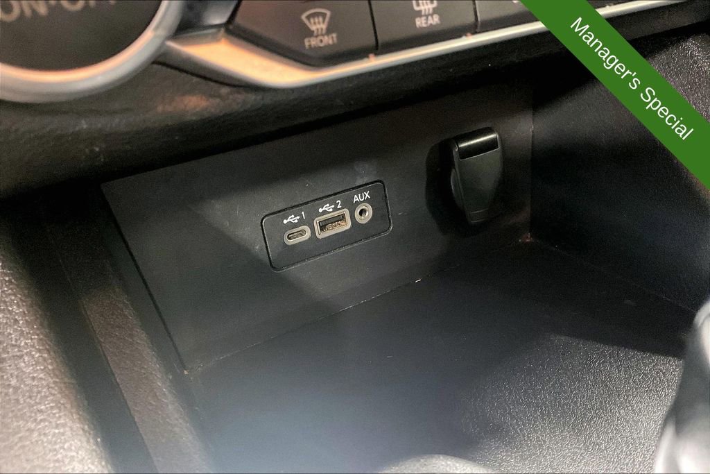 Used 2023 Nissan Sentra SR w/ Midnight Edition Package FWD image 29