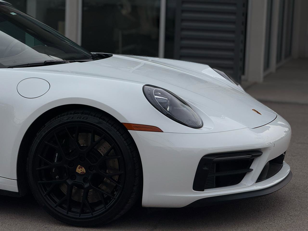 Used 2024 Porsche 911 image 8