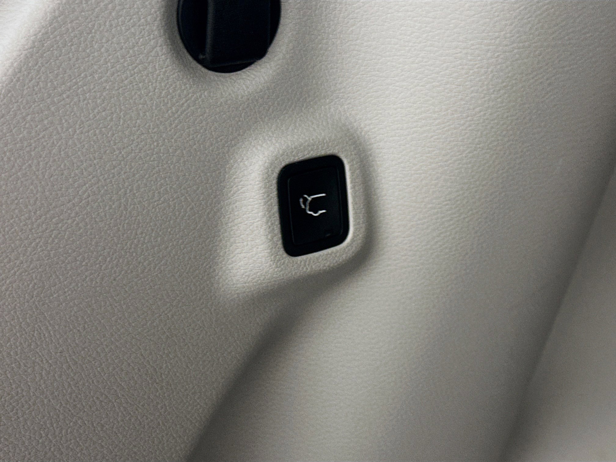 Used 2024 Jeep Compass Latitude w/ Convenience Group image 30