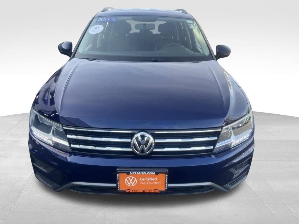 Used 2021 Volkswagen Tiguan S image 2