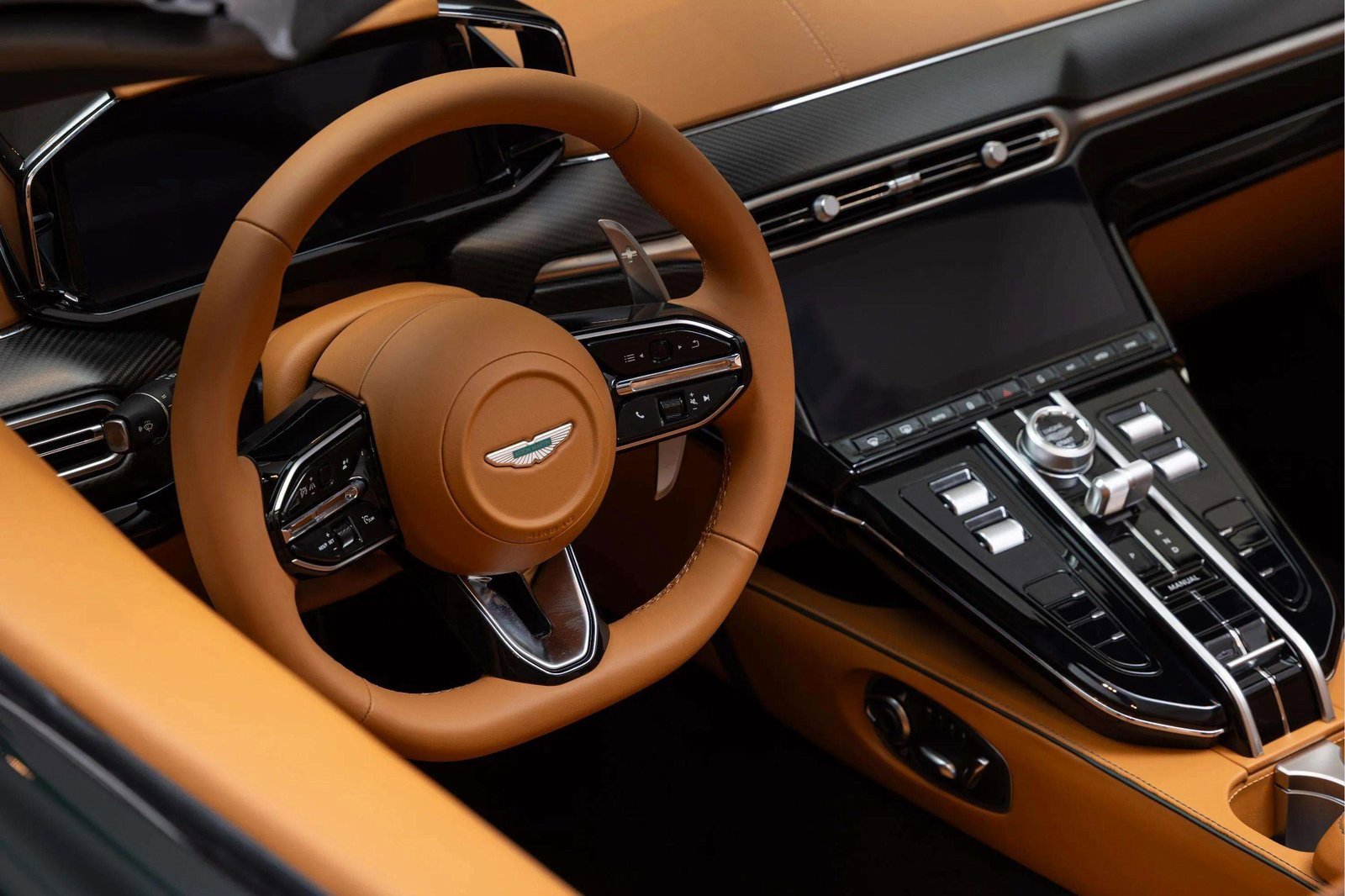New 2026 Aston Martin V8 Vantage Roadster image 22