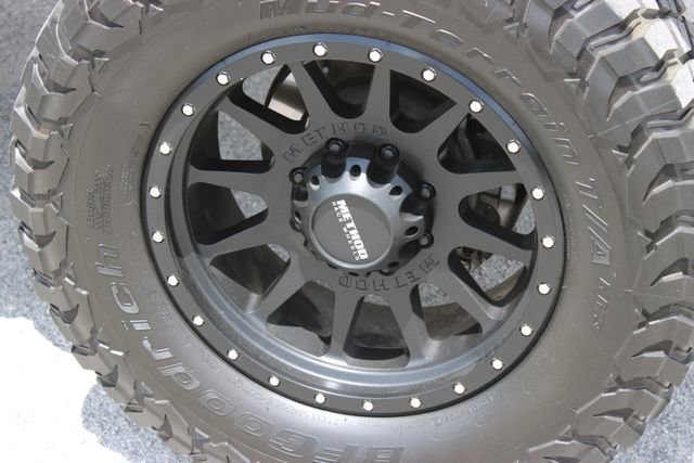 Used 2024 Chevrolet Silverado 2500 LTZ w/ LTZ Plus Package AWD/4WD image 29
