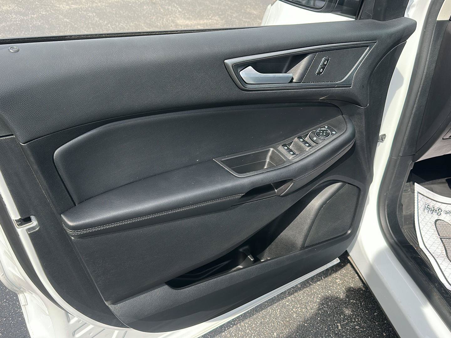 Used 2024 Ford Edge SE AWD/4WD image 18