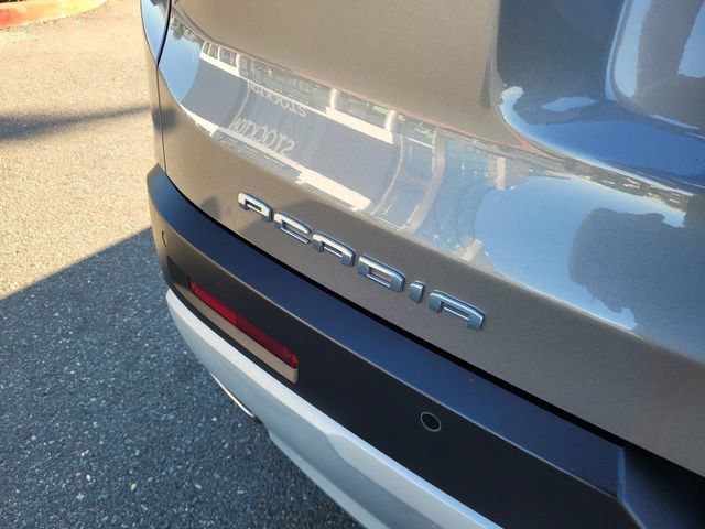 Used 2021 GMC Acadia SLE w/ LPO, Floor Liner Package FWD image 6