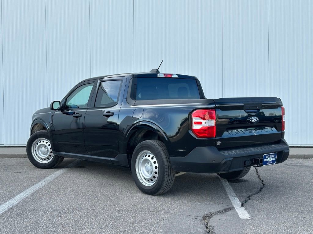Used 2025 Ford Maverick XL w/ 4K Tow Package image 3
