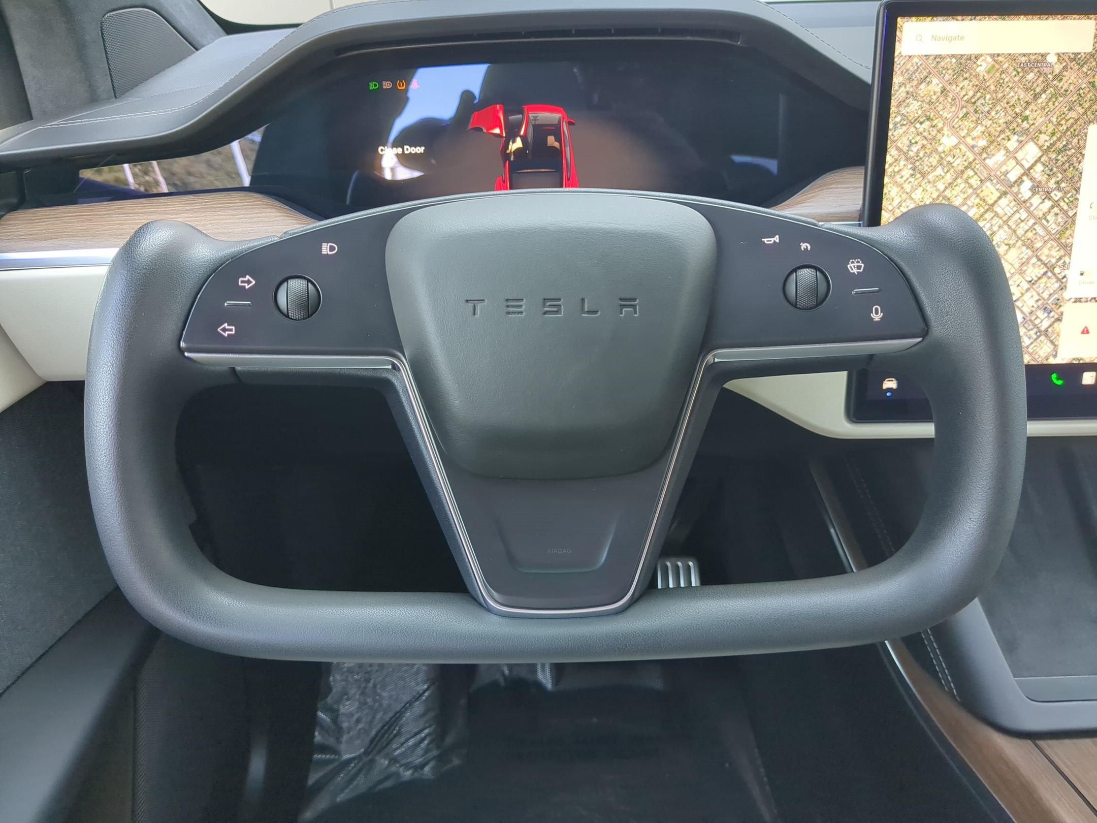Used 2022 Tesla Model X AWD/4WD image 16