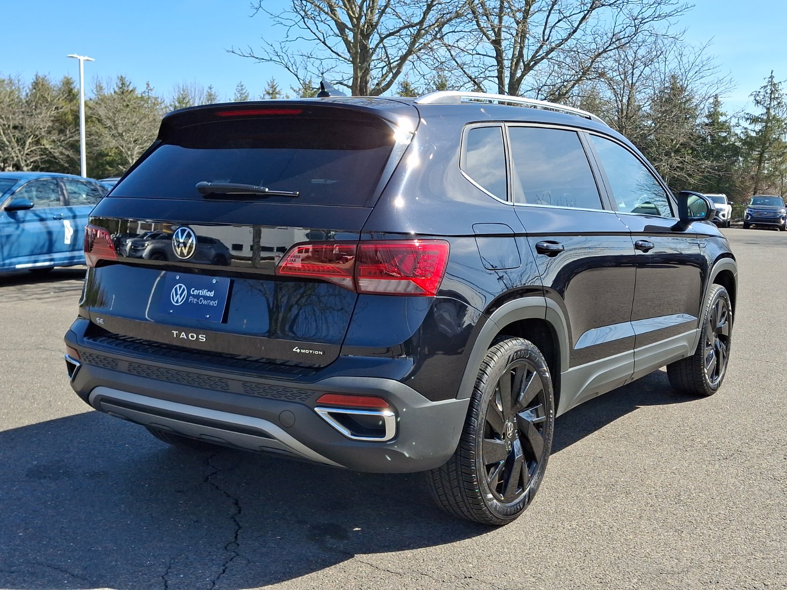 Certified 2024 Volkswagen Taos SE AWD/4WD image 6