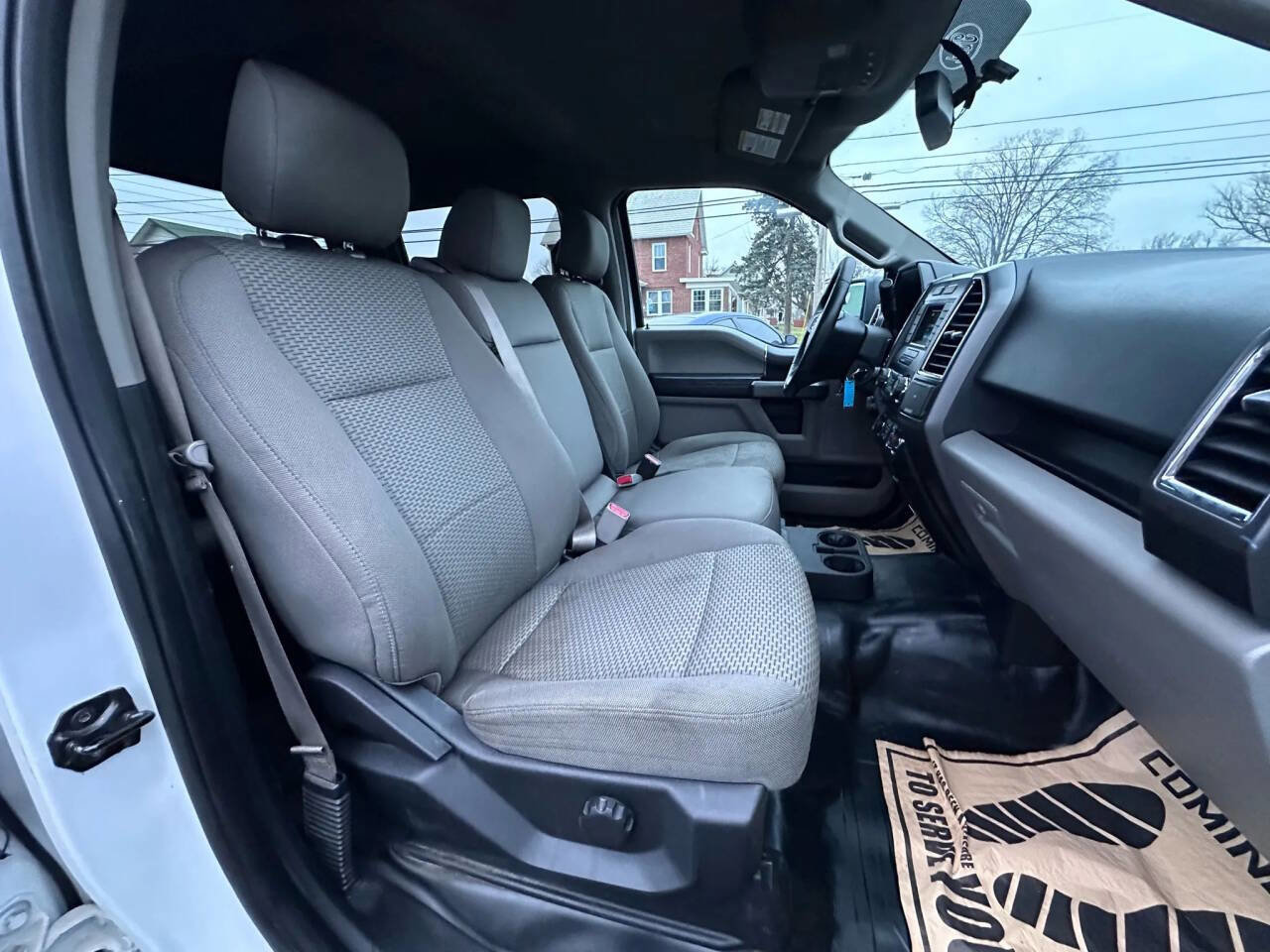 Used 2016 Ford F150 XLT w/ Equipment Group 301A Mid image 11